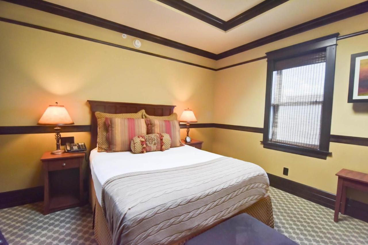 Lakeview Hotel Chelan Habitación foto